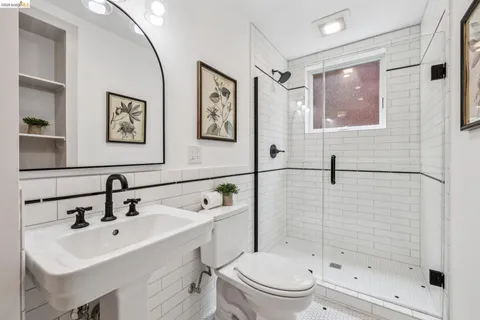 $998,000 | 3940 Ardley Avenue, Oakland, CA 94602