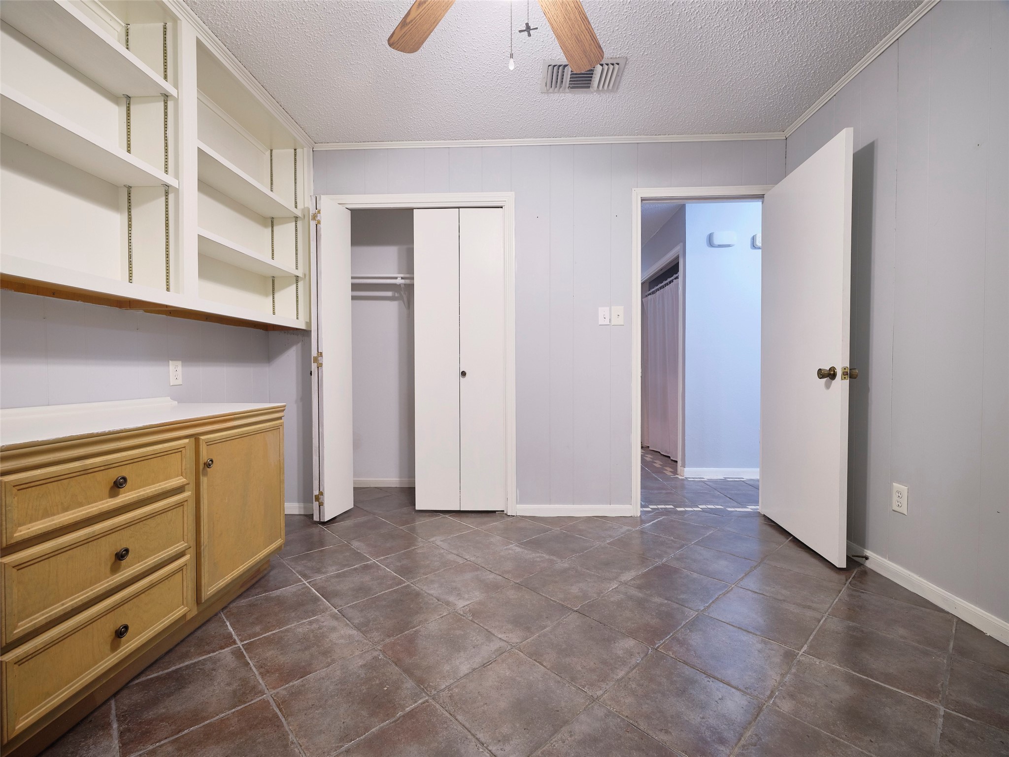 1520 Crestmont Street Wharton, TX 77488 - Photo 29 of 38 a view of room with cabinets
