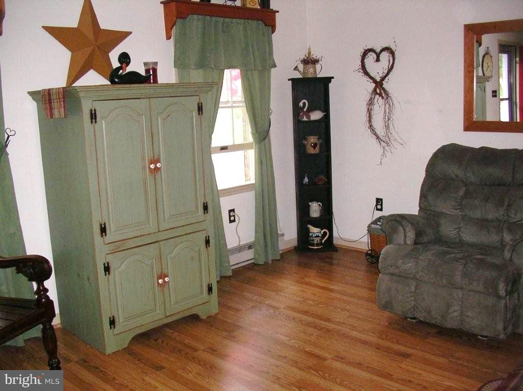 70 Slaymaker Hill Road Kinzers, PA 17535 - Photo 3 of 9 Gallery Image 3
