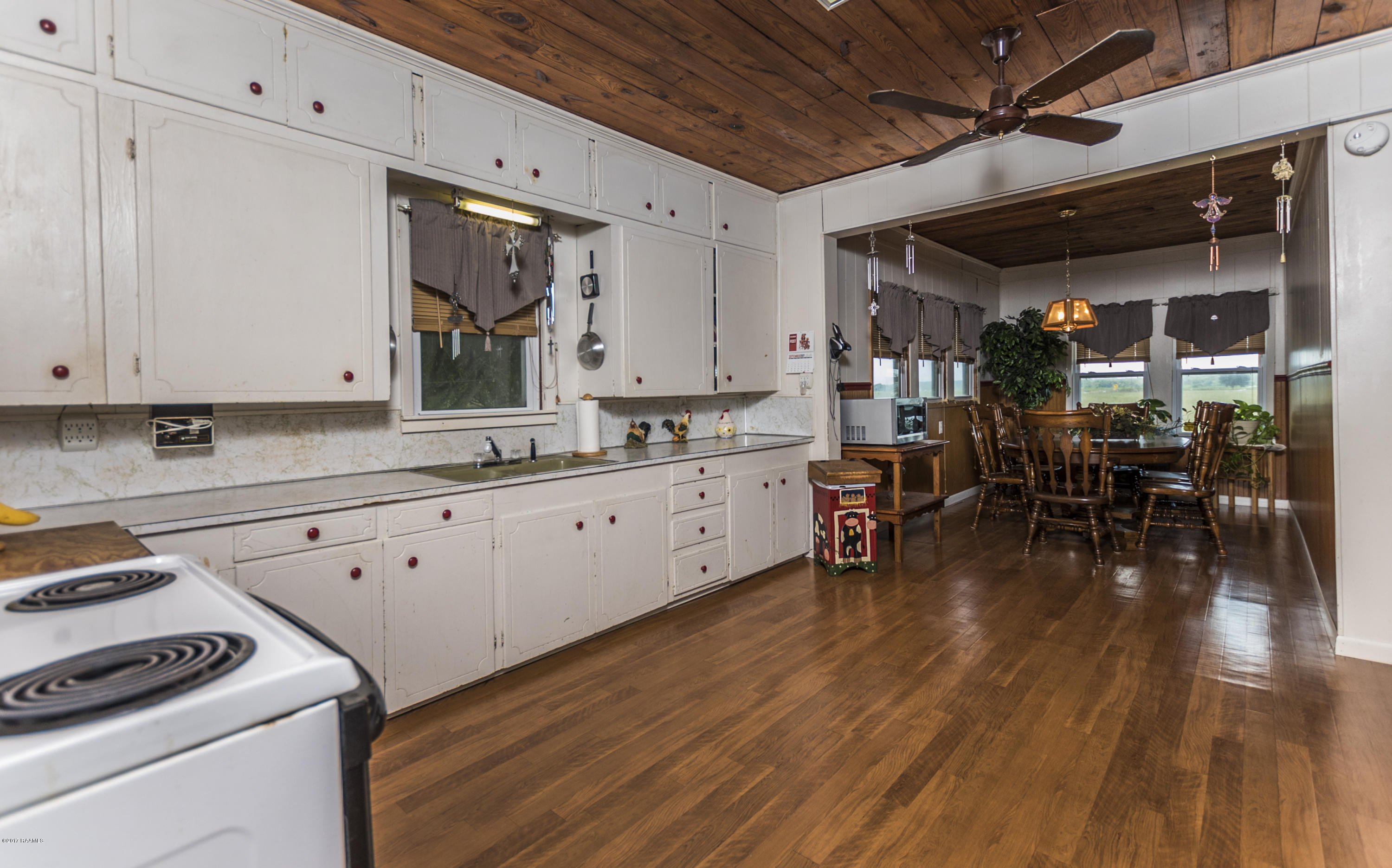 6967 Oakdale Road Mamou, LA 70554 - Photo 10 of 26 Kitchen 3(1)