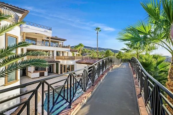 $5,995,000 | 8 Rue Mediterra Drive, Henderson, NV 89011