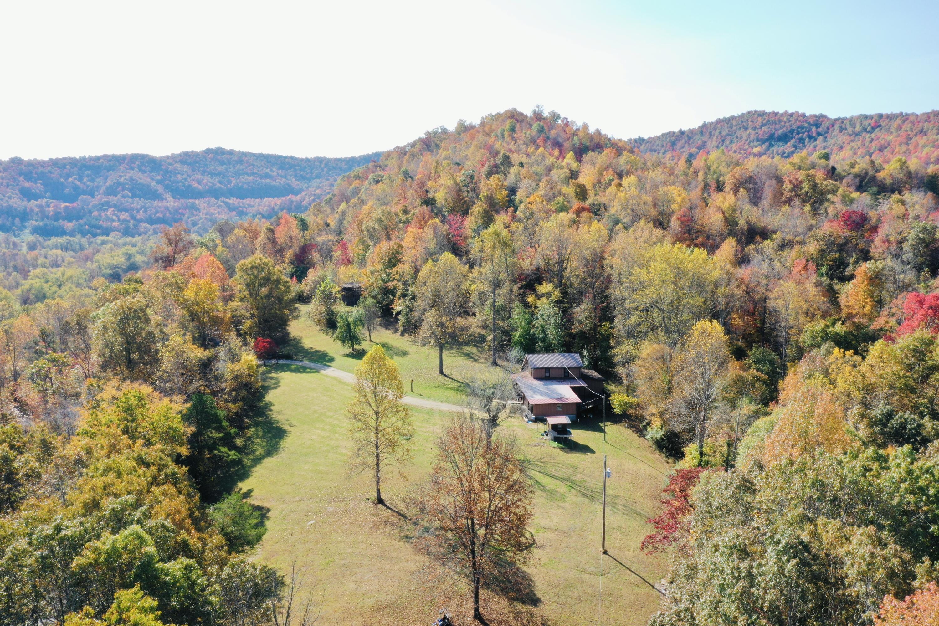 2700 Dal Road Williamsburg, KY 40769 - Photo 12 of 35 IMG_5493