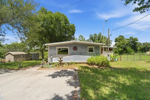 $235,000 | 425 Orange Boulevard, Polk City, FL 33868