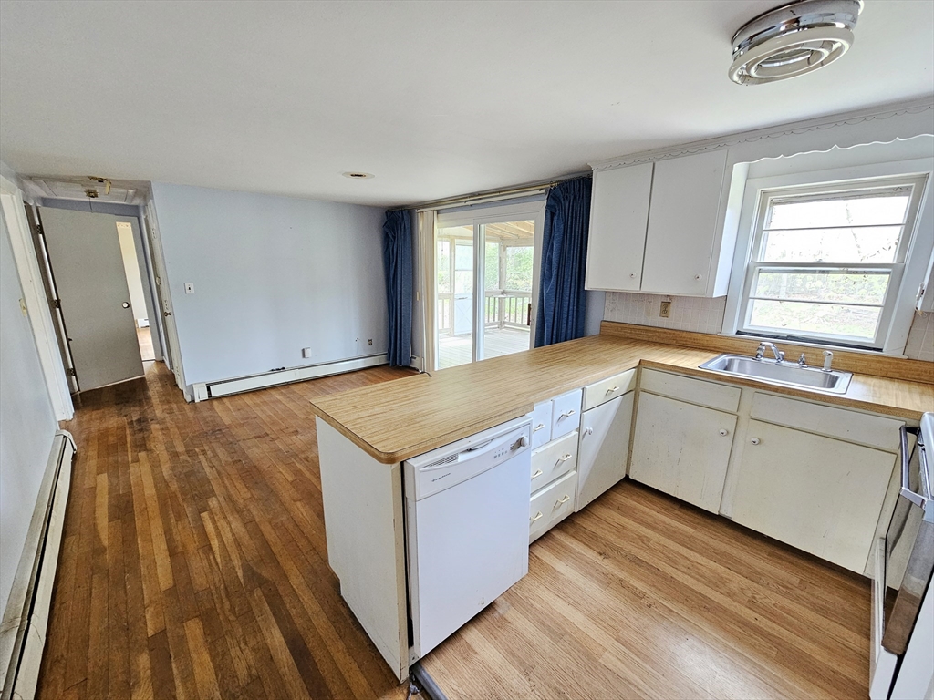 61 Coolidge Road Yarmouth, MA 02673 - Photo 7 of 18 Gallery Image 7