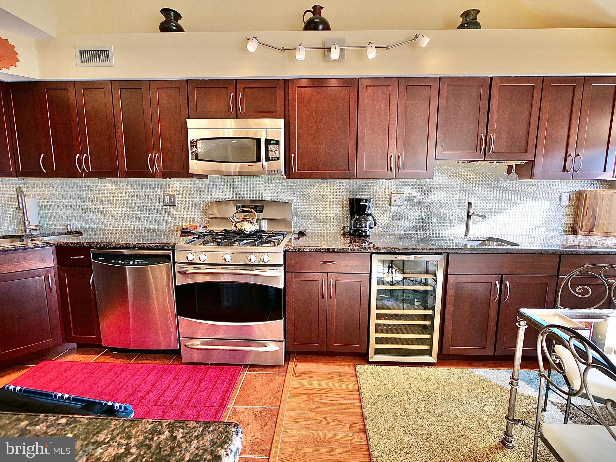 9528 State Rd., Unit B Philadelphia, PA 19114 - Photo 12 of 66 Gallery Image 12