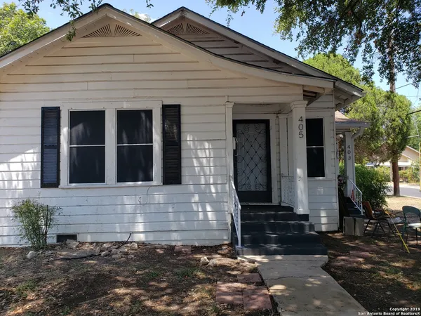 $895 | 405 North Park Boulevard, San Antonio, TX 78204