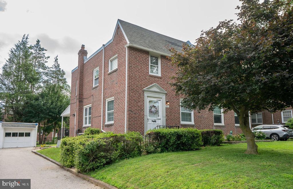 1917 Winton Avenue Havertown, PA 19083 - Photo 2 of 31