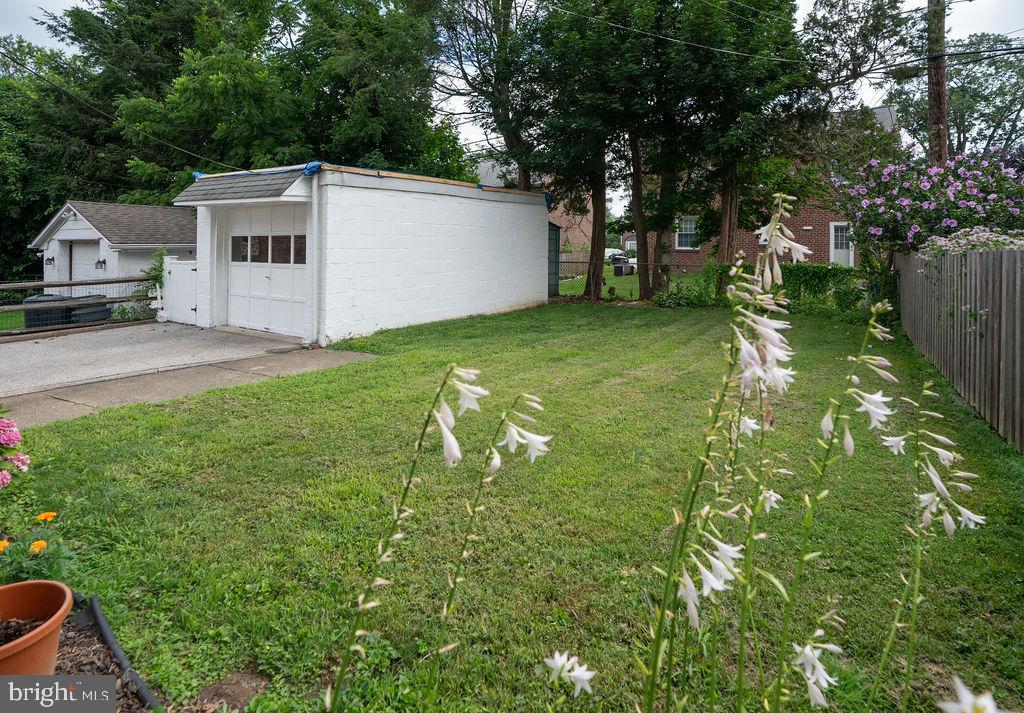 1917 Winton Avenue Havertown, PA 19083 - Photo 30 of 31