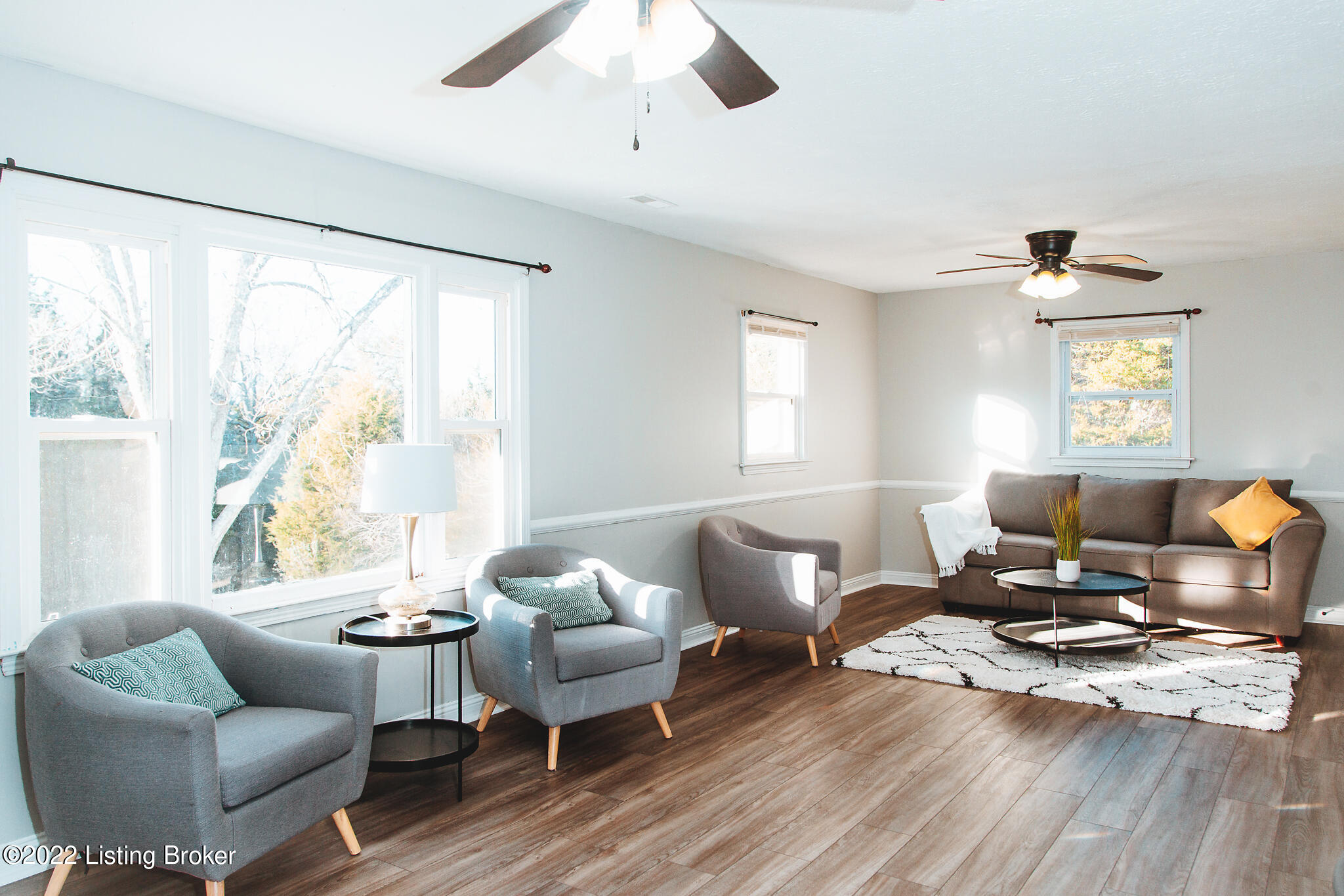 550 Burba Road Bardstown, KY 40004 - Photo 8 of 21 Living Room