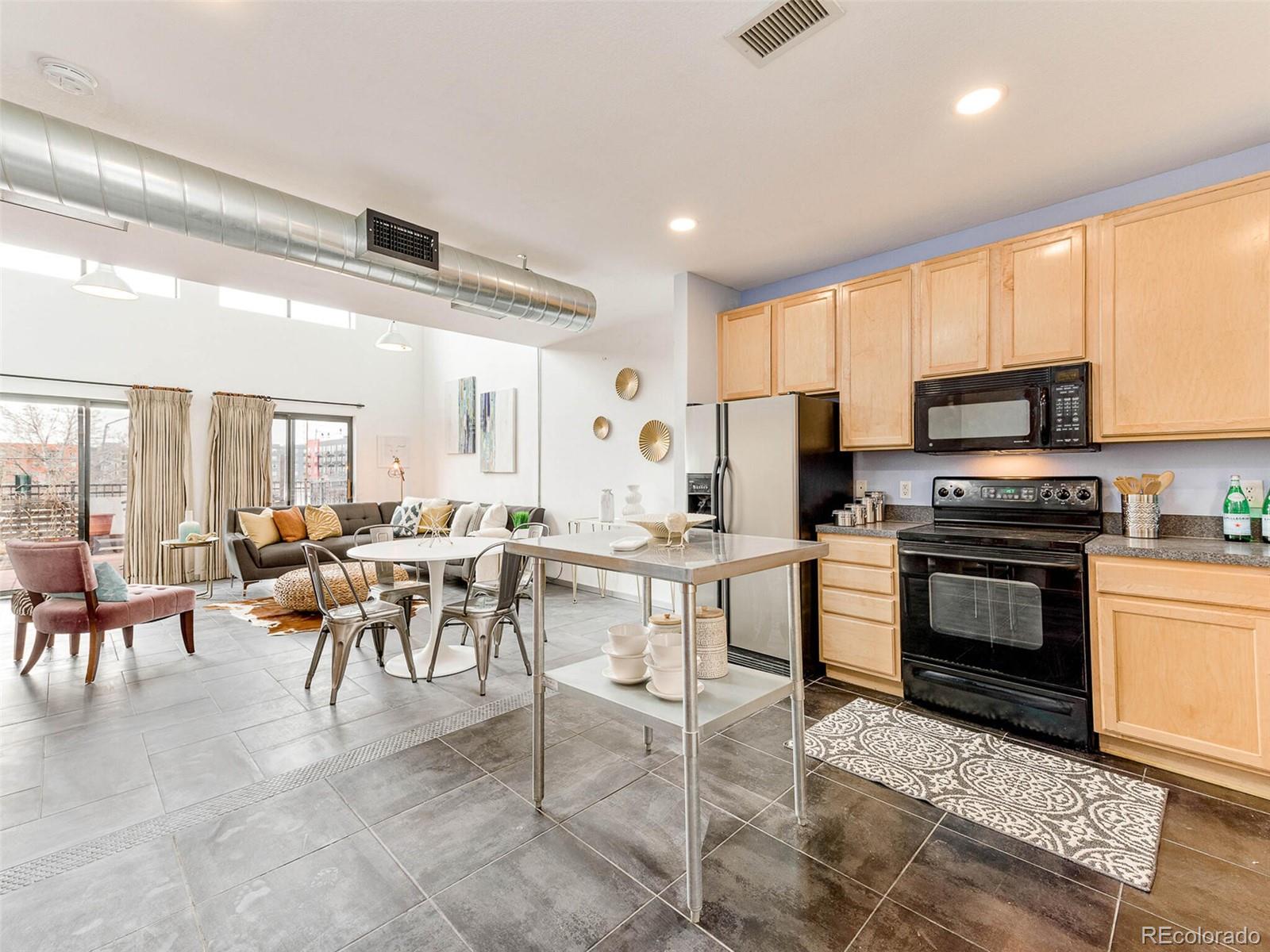 3163 Blake Street, Unit 2 Denver, CO 80205 - Photo 4 of 40