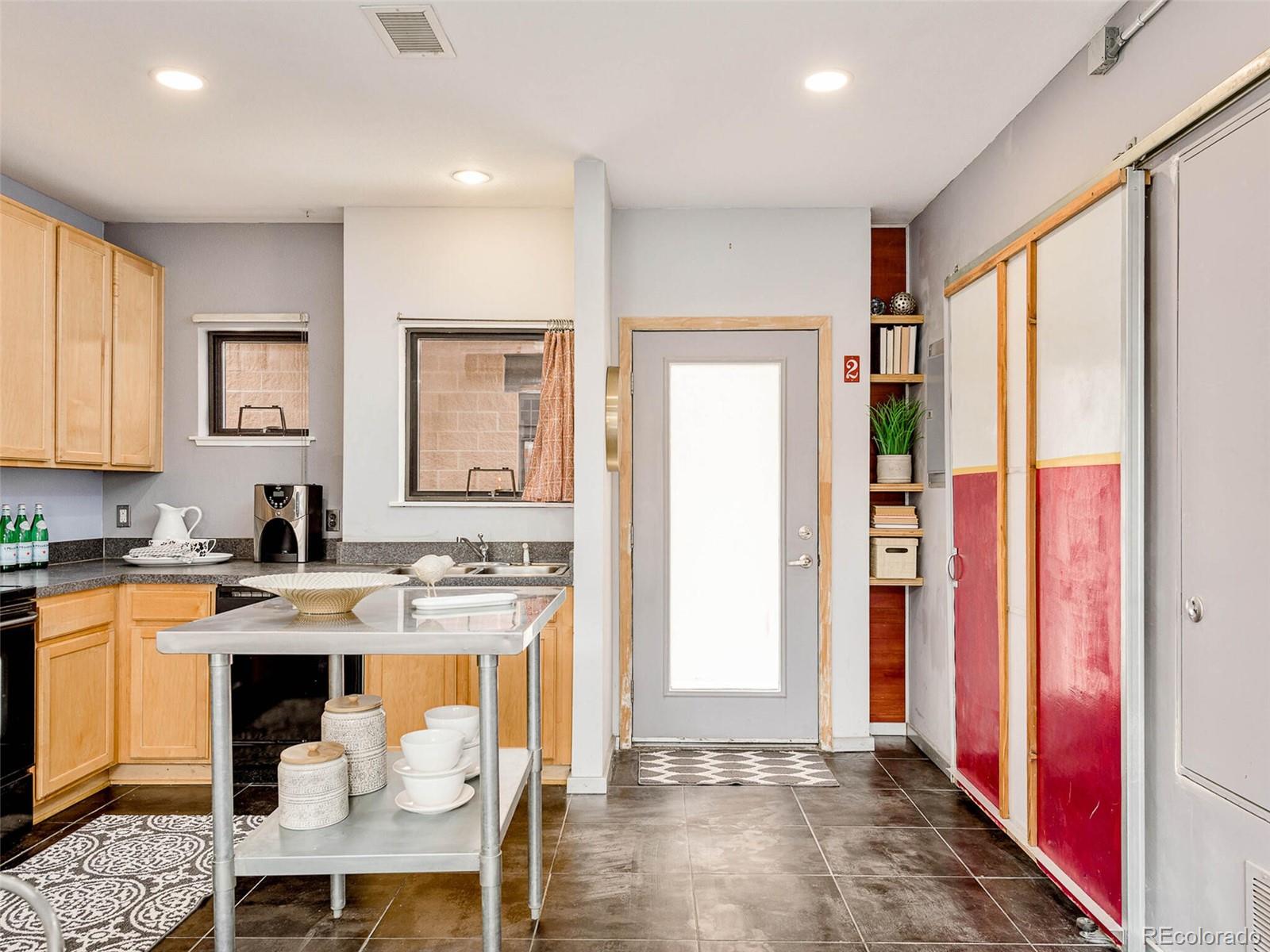 3163 Blake Street, Unit 2 Denver, CO 80205 - Photo 5 of 40