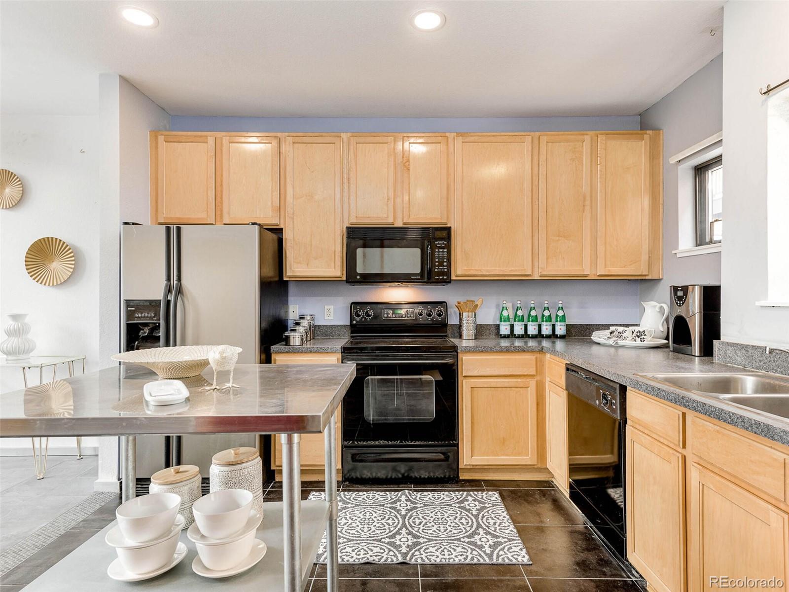 3163 Blake Street, Unit 2 Denver, CO 80205 - Photo 6 of 40