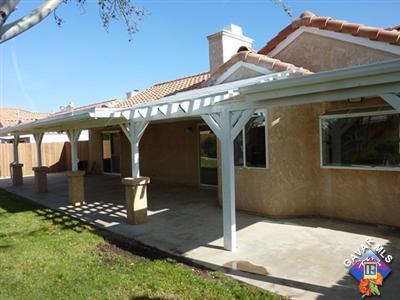 1539 Kings Road Palmdale, CA 93551 - Photo 21 of 22 a front view of house with yard
