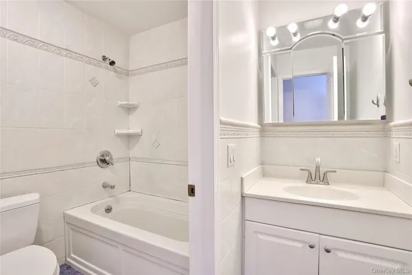 $5,700 | 160 Saddle River Road, Unit A, Airmont, NY 10952