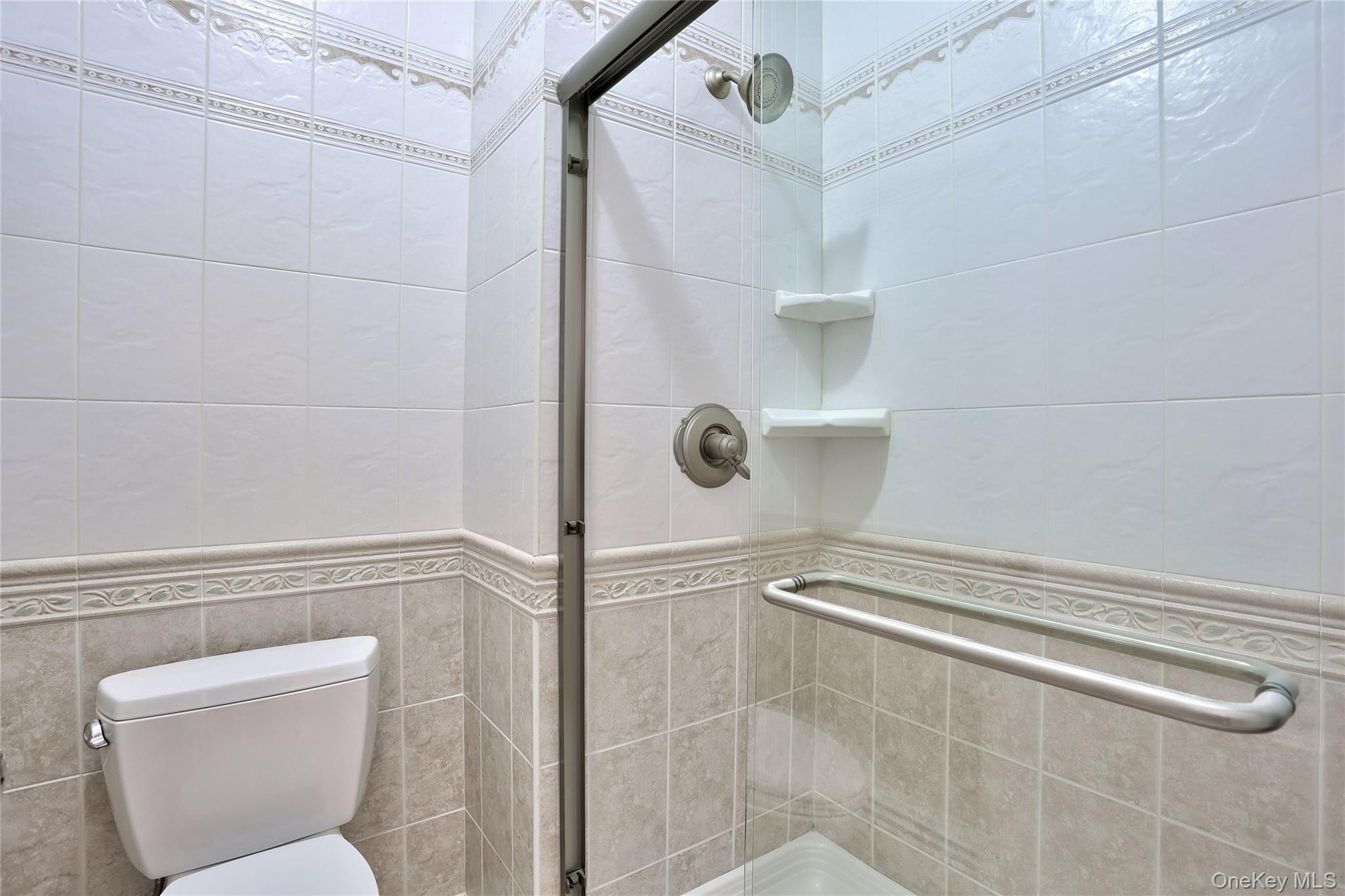 160 Saddle River Road, Unit A Airmont, NY 10952 - Photo 5 of 26