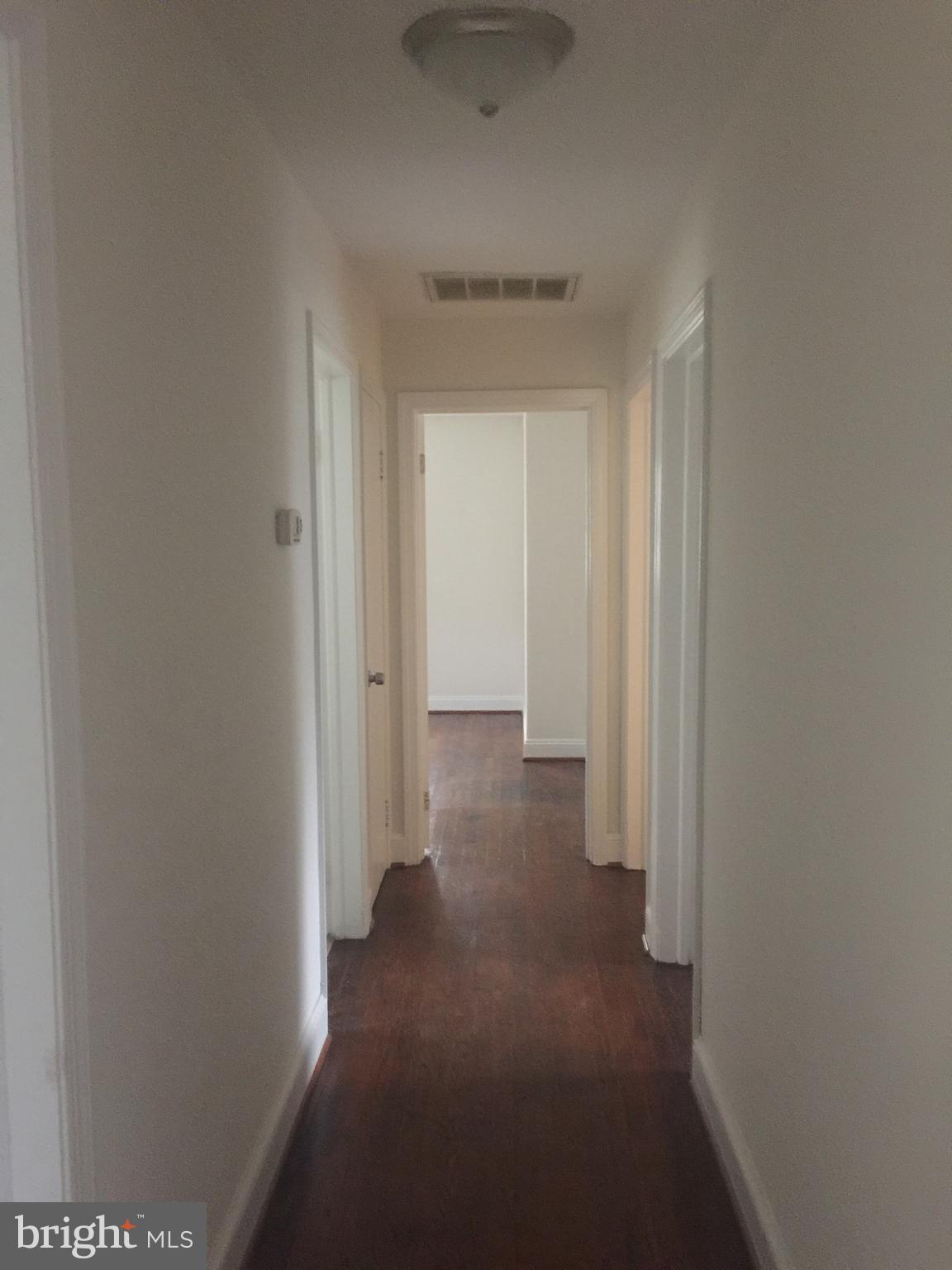 9101 Sudley Road Manassas, VA 20110 - Photo 8 of 16 a view of a hallway