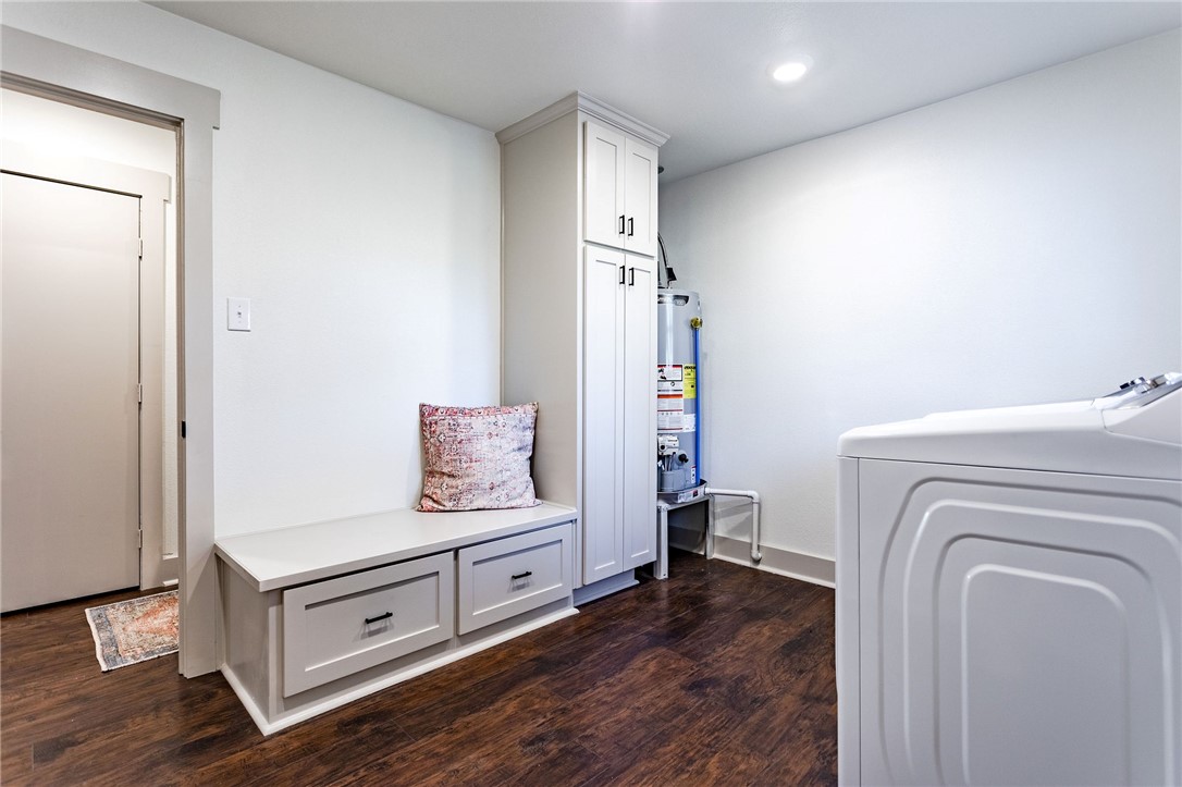 107 Spring Creek Street Waco, TX 76705 - Photo 62 of 78 a view of livingroom with furniture and wooden floor