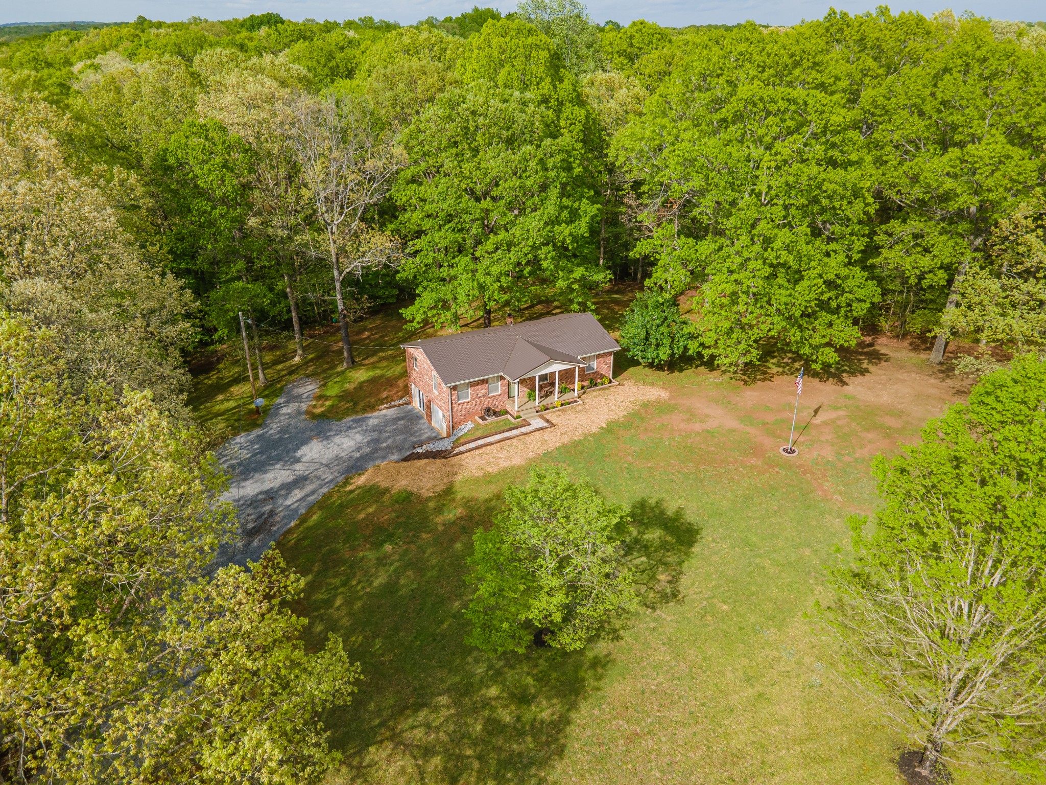 7651 Pinewood Road Nunnelly, TN 37137 - Photo 15 of 69 Gallery Image 15