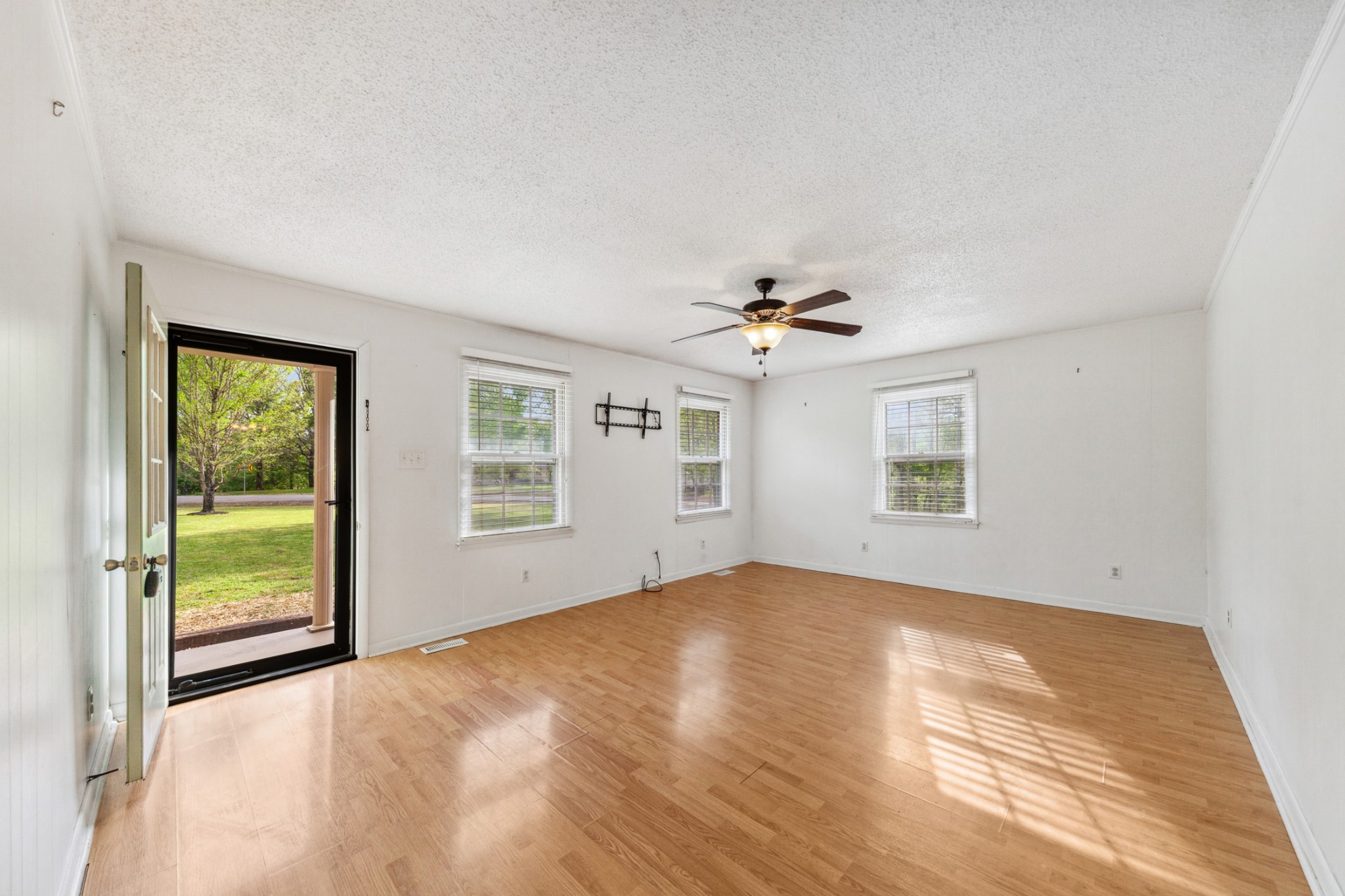 7651 Pinewood Road Nunnelly, TN 37137 - Photo 39 of 69 Gallery Image 39