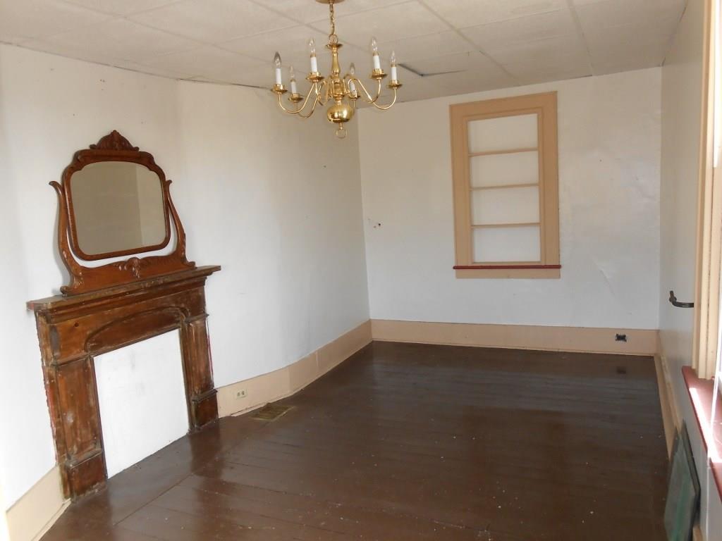 644 Amity Ridge Road Amity, PA 15311 - Photo 2 of 24 Family Room