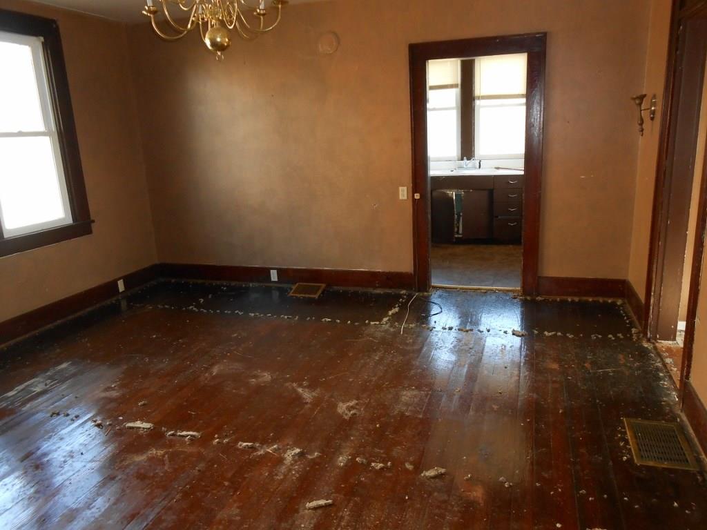 644 Amity Ridge Road Amity, PA 15311 - Photo 5 of 24 Dining Room