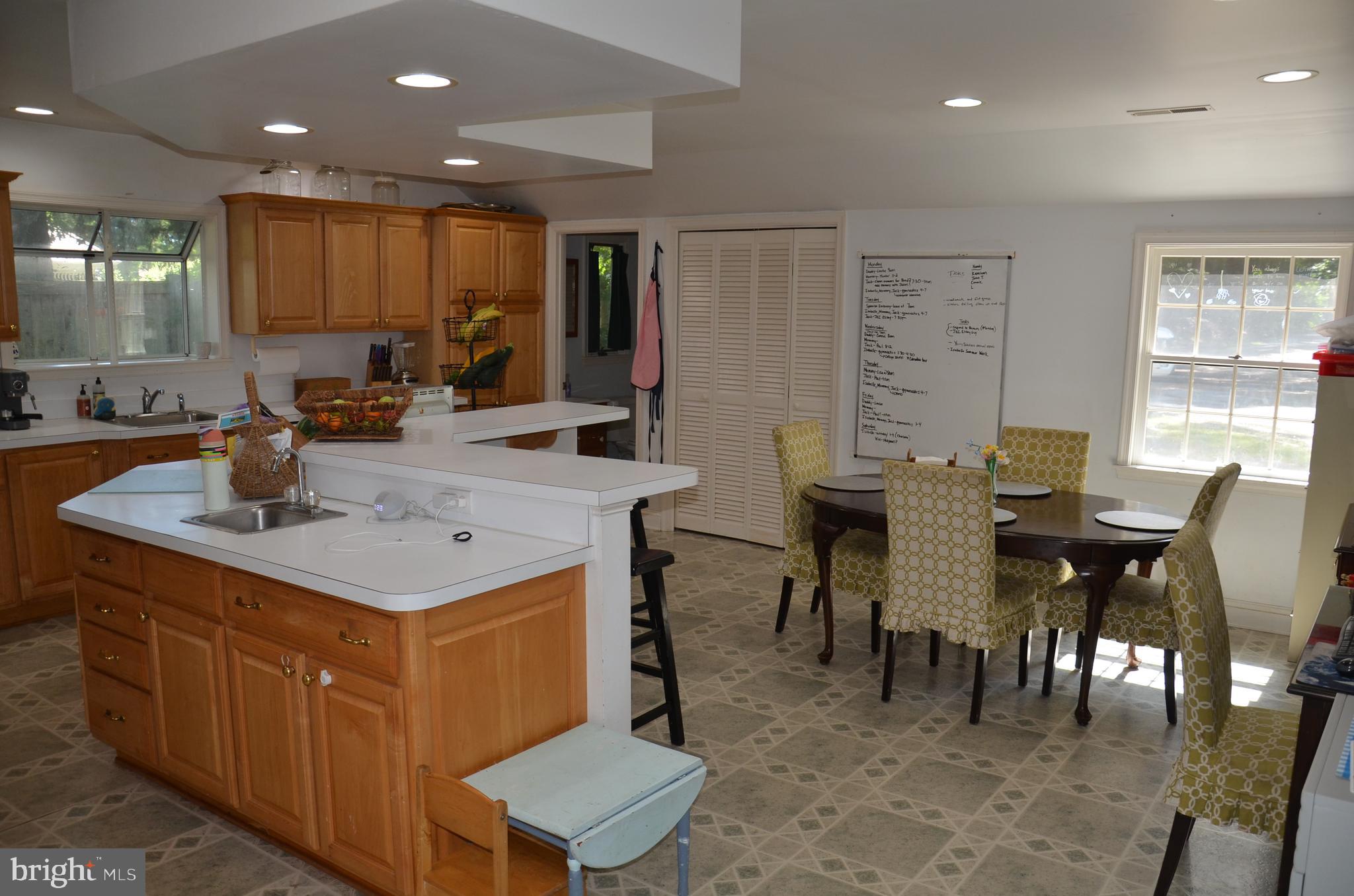 9020 Bozman Neavitt Road St. Michaels, MD 21663 - Photo 11 of 32 Kitchen