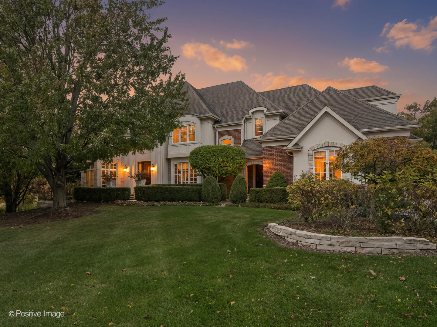 817 Lakeview Lane Burr Ridge, IL 60527 - Photo 1 of 69 Gallery Image 1
