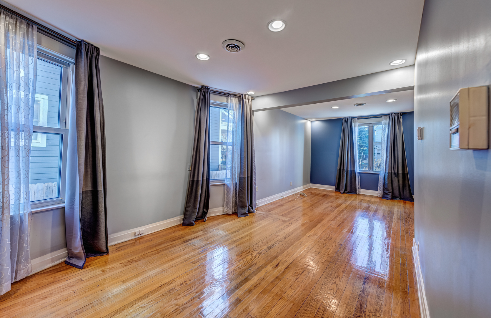 4113 North Kenneth Avenue, Unit 1 Chicago, IL 60641 - Photo 3 of 8