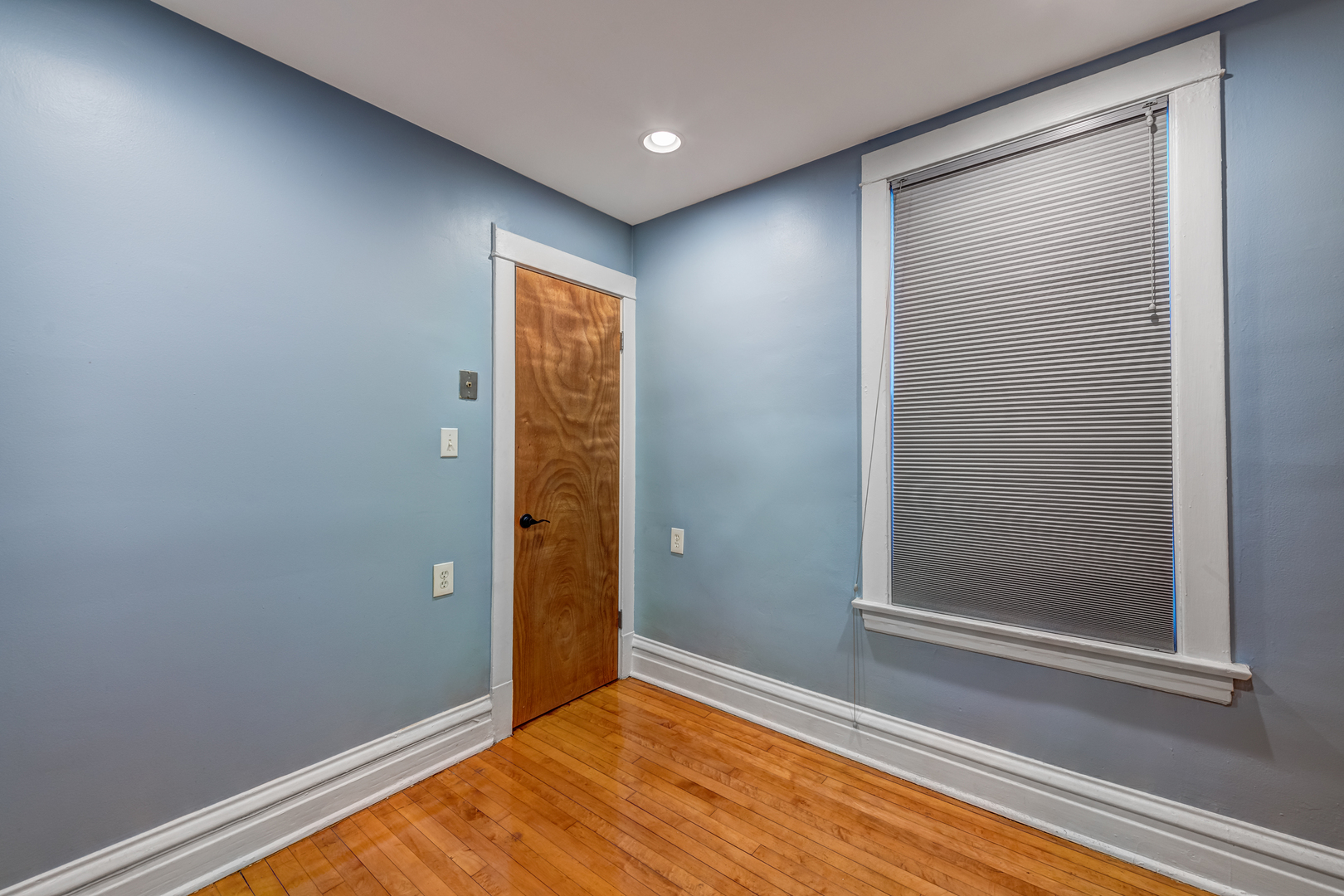 4113 North Kenneth Avenue, Unit 1 Chicago, IL 60641 - Photo 7 of 8