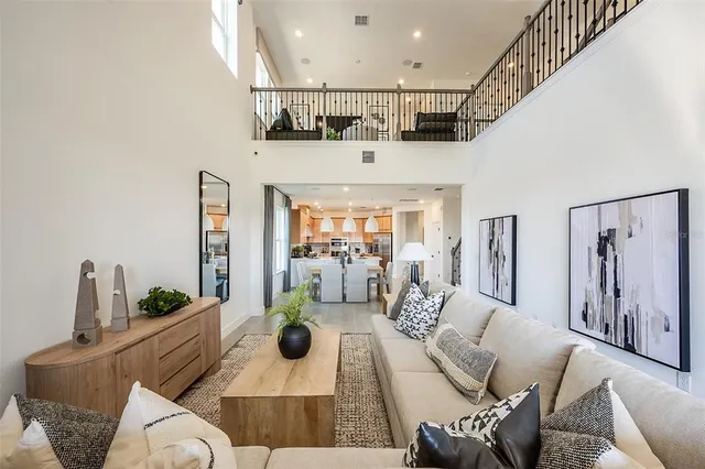 $713,562 | 19337 Lochside Lane, Mount Dora, FL 32757