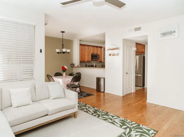 $679,000 | 18638 Caminito Cantilena, Unit 272, San Diego, CA 92128