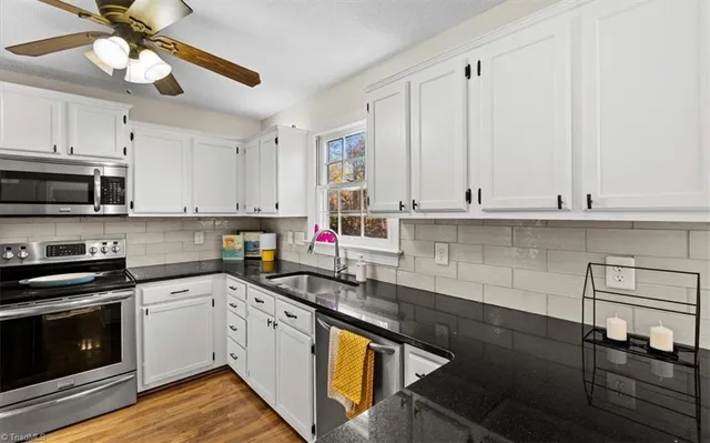 $400,000 | 3329 Cardinal Ridge Drive, Greensboro, NC 27410