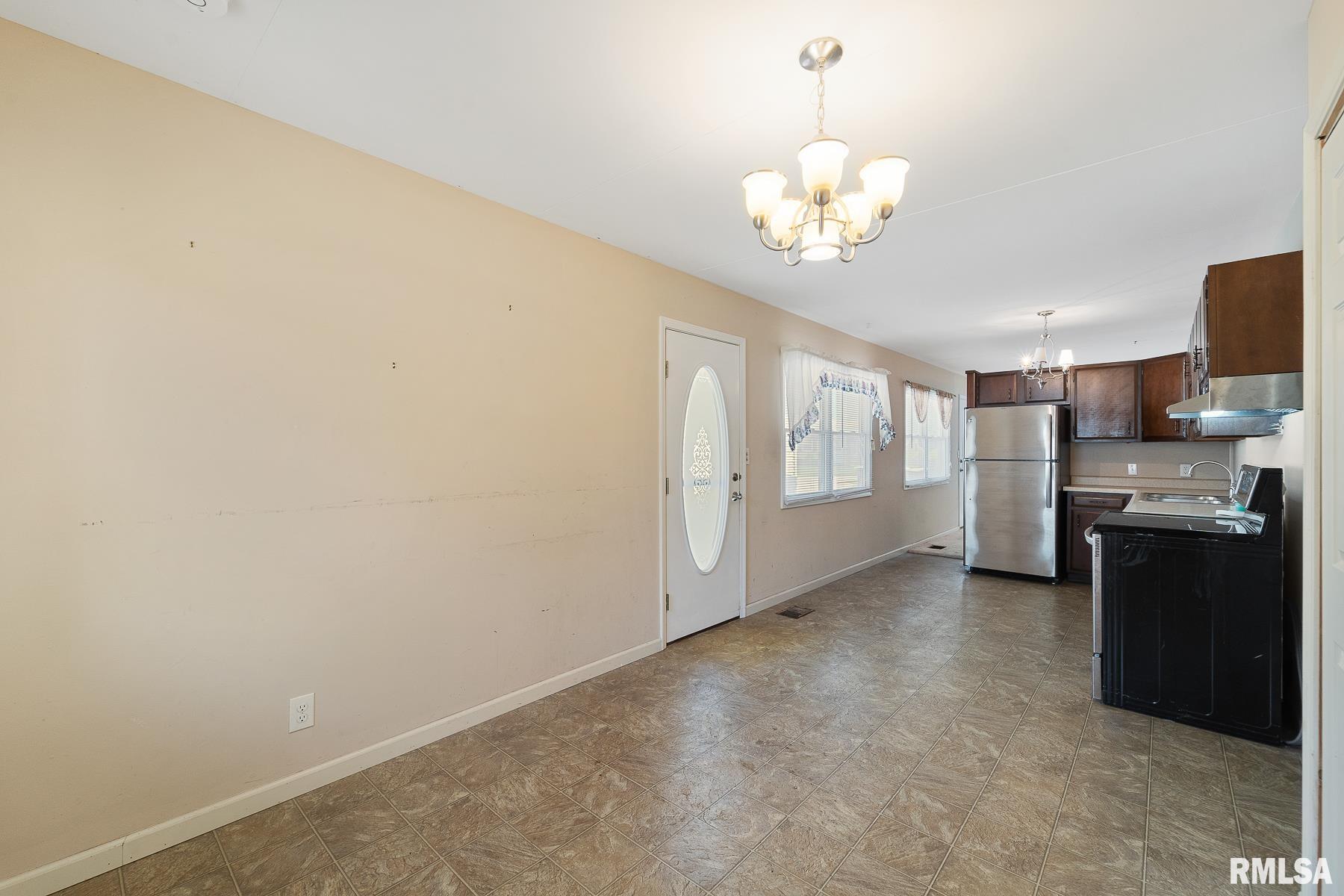 2300 Huntington Road Springfield, IL 62703 - Photo 11 of 26 Gallery Image 11