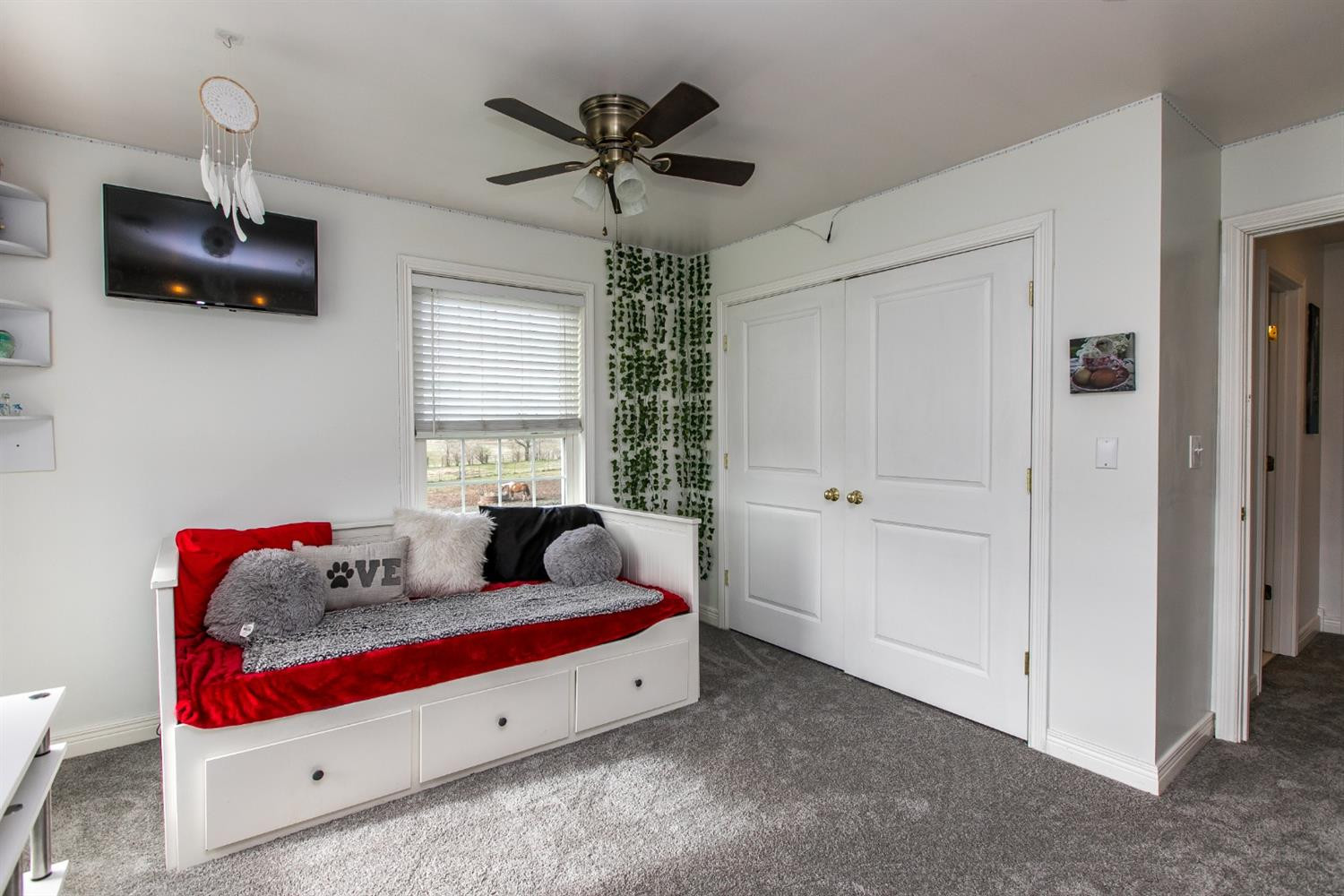 260 Sexton Road Harrodsburg, KY 40330 - Photo 35 of 82 Guest bedroom with new carpet