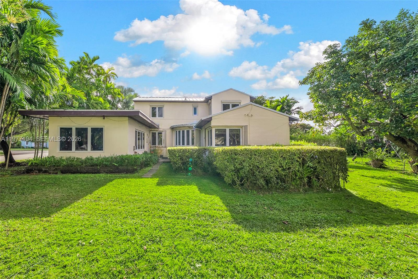 701 Southwest 27th Road Miami, FL 33129 - Photo 16 of 23 Gallery Image 16