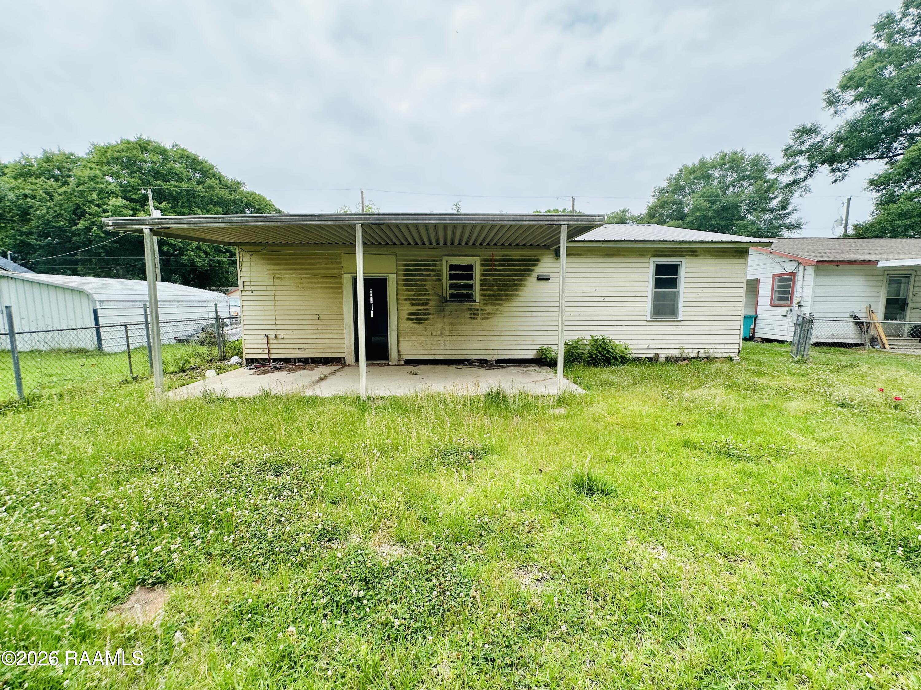 207 Wyble Road Ville Platte, LA 70586 - Photo 7 of 12 IMG_8365
