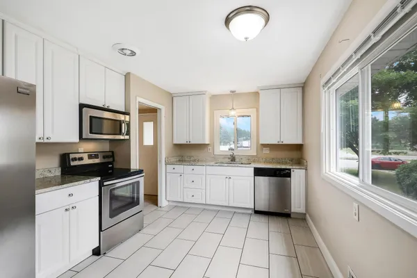 $649,000 | 6330-6332 Xerxes Avenue South, Edina, MN 55423