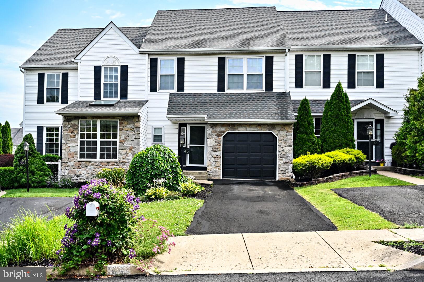 45 Country Road Perkasie, PA 18944 - Photo 2 of 41 Gallery Image 2
