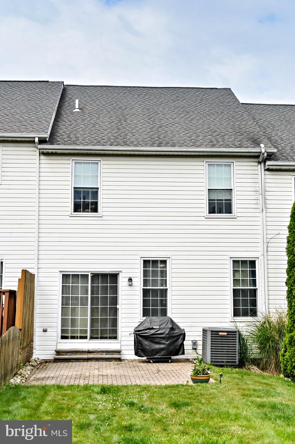 45 Country Road Perkasie, PA 18944 - Photo 3 of 41 Gallery Image 3