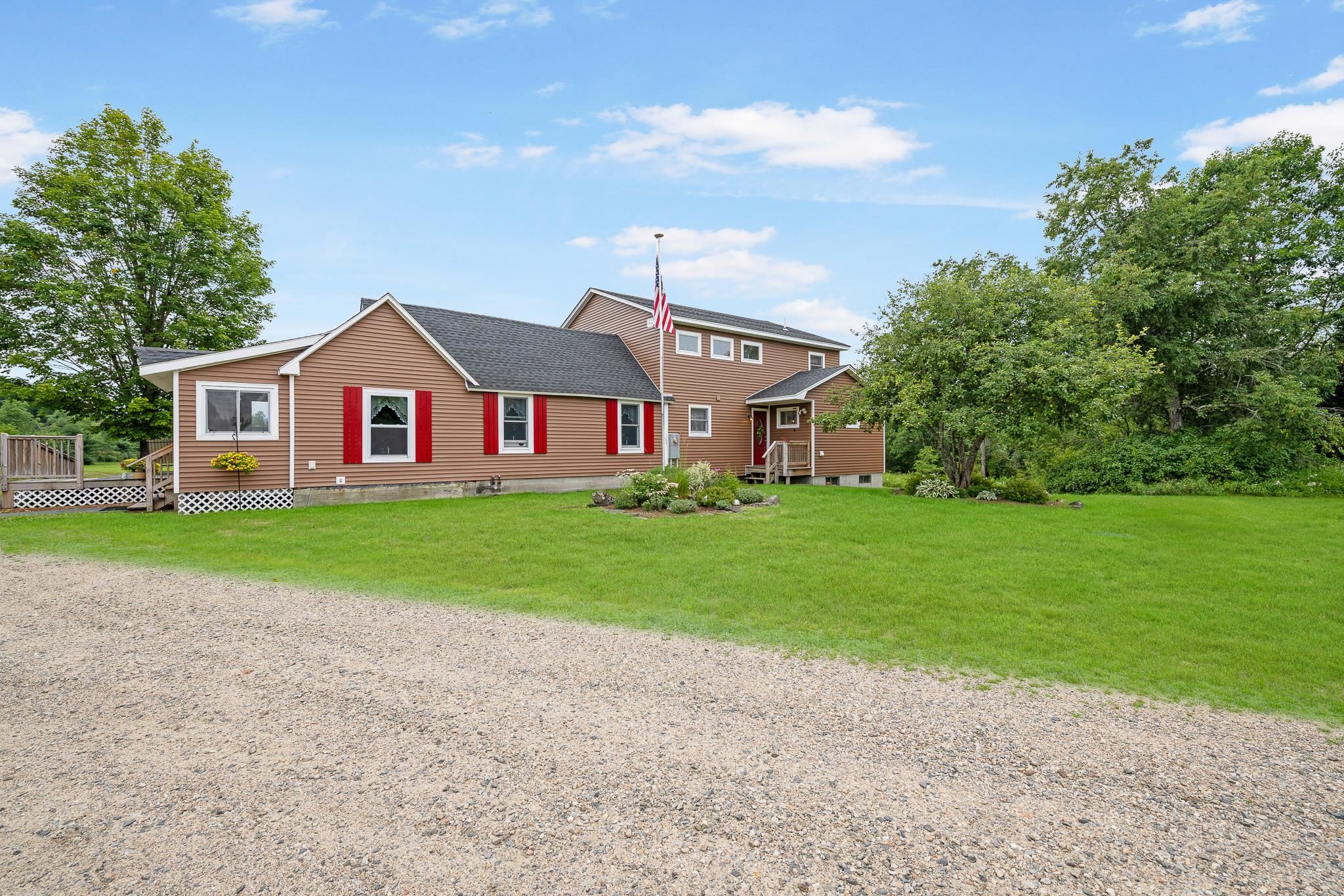 512 Elm Street Lancaster, NH 03584 - Photo 9 of 58 Gallery Image 9