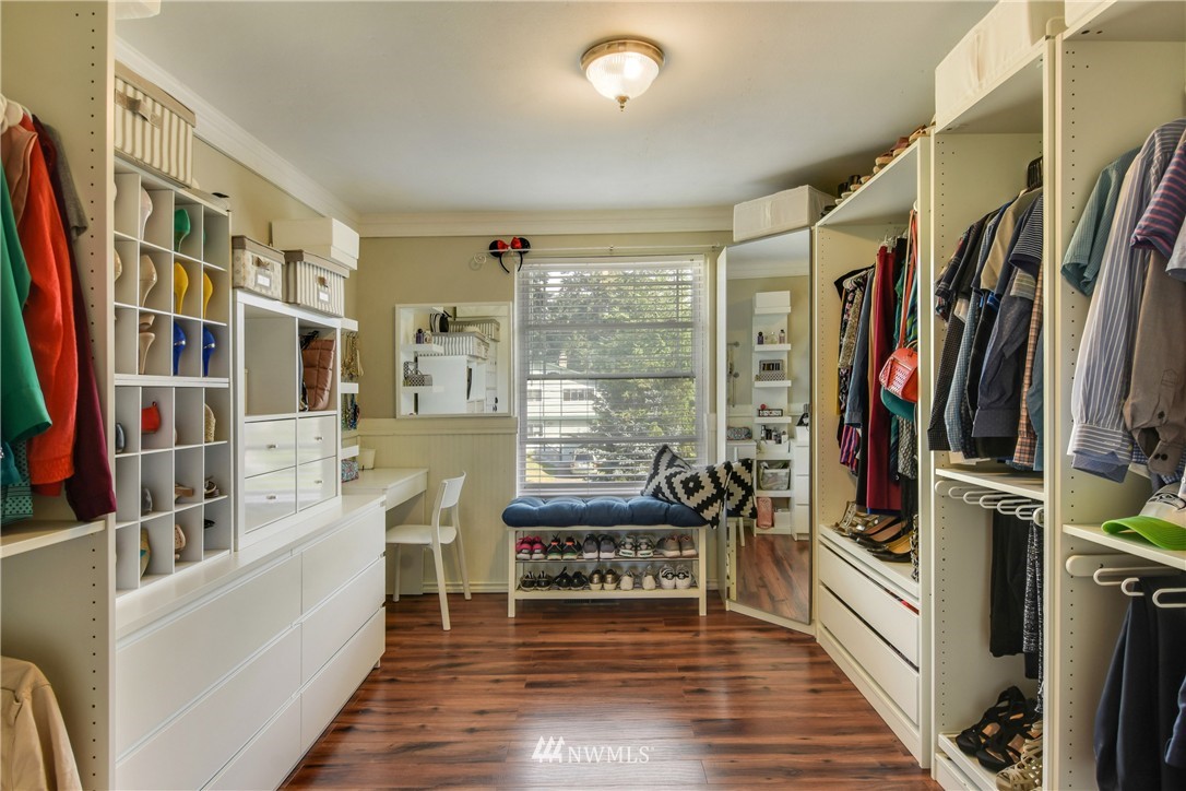 4414 Southeast 4th Street Renton, WA 98059 - Photo 11 of 22