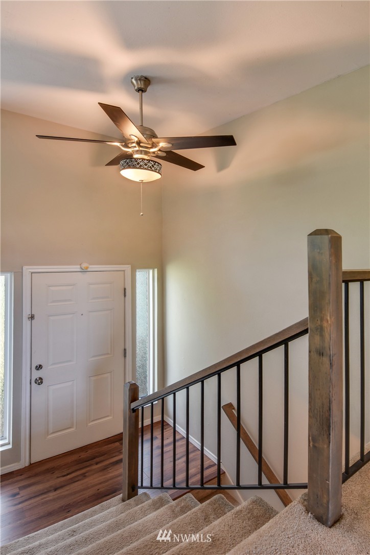 4414 Southeast 4th Street Renton, WA 98059 - Photo 5 of 22