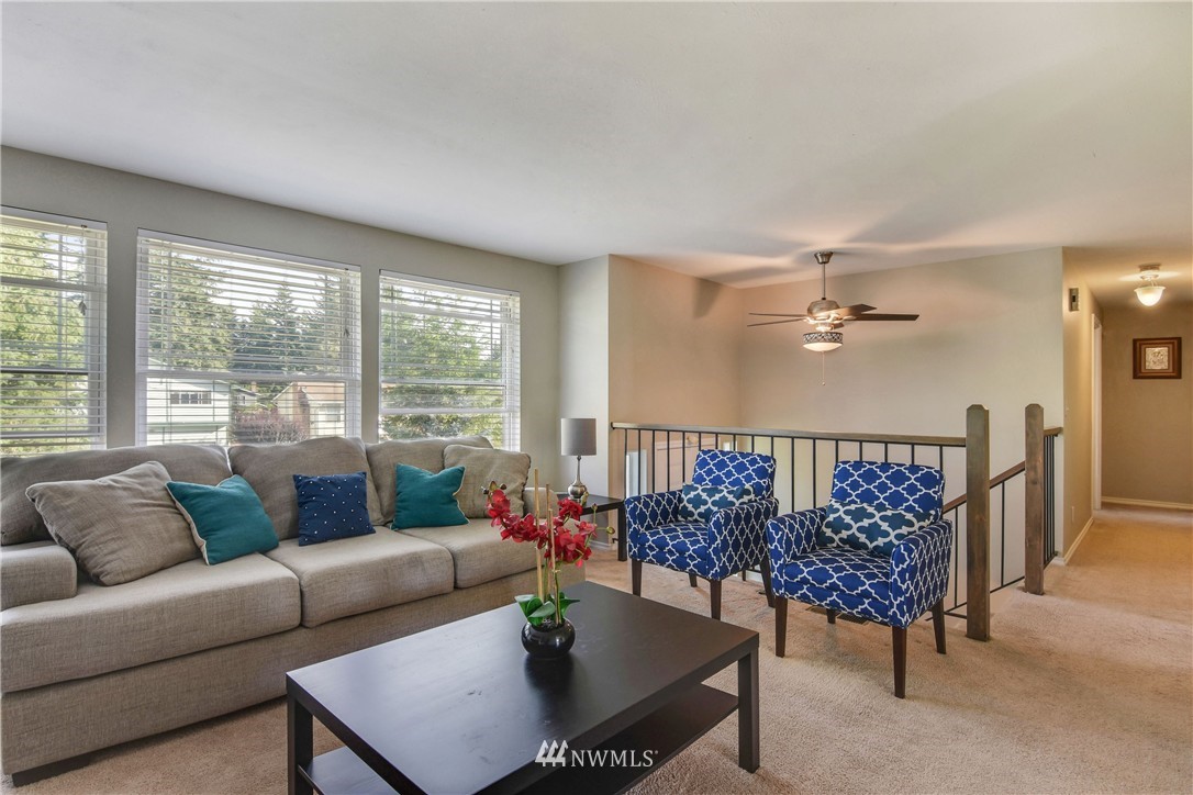 4414 Southeast 4th Street Renton, WA 98059 - Photo 6 of 22
