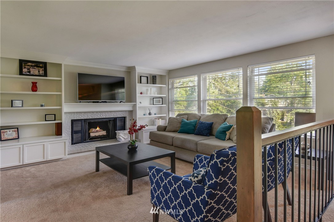 4414 Southeast 4th Street Renton, WA 98059 - Photo 7 of 22