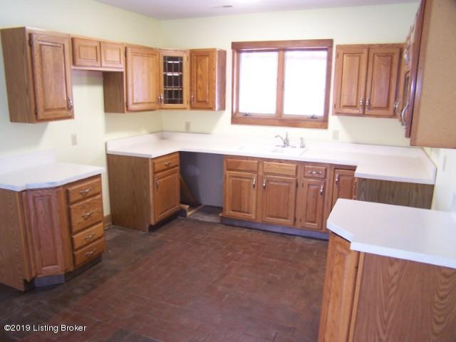 357 Ramblin Road Mount Washington, KY 40047 - Photo 13 of 43 Eat In Kitchen