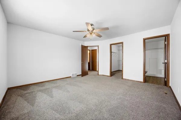 $289,000 | 975 30th Avenue West, West Fargo, ND 58078