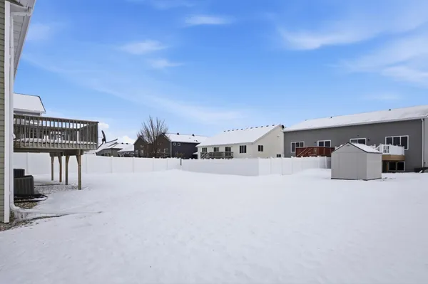 $289,000 | 975 30th Avenue West, West Fargo, ND 58078