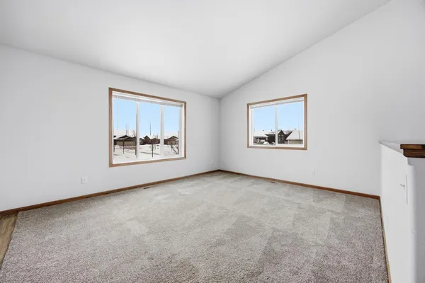 $289,000 | 975 30th Avenue West, West Fargo, ND 58078