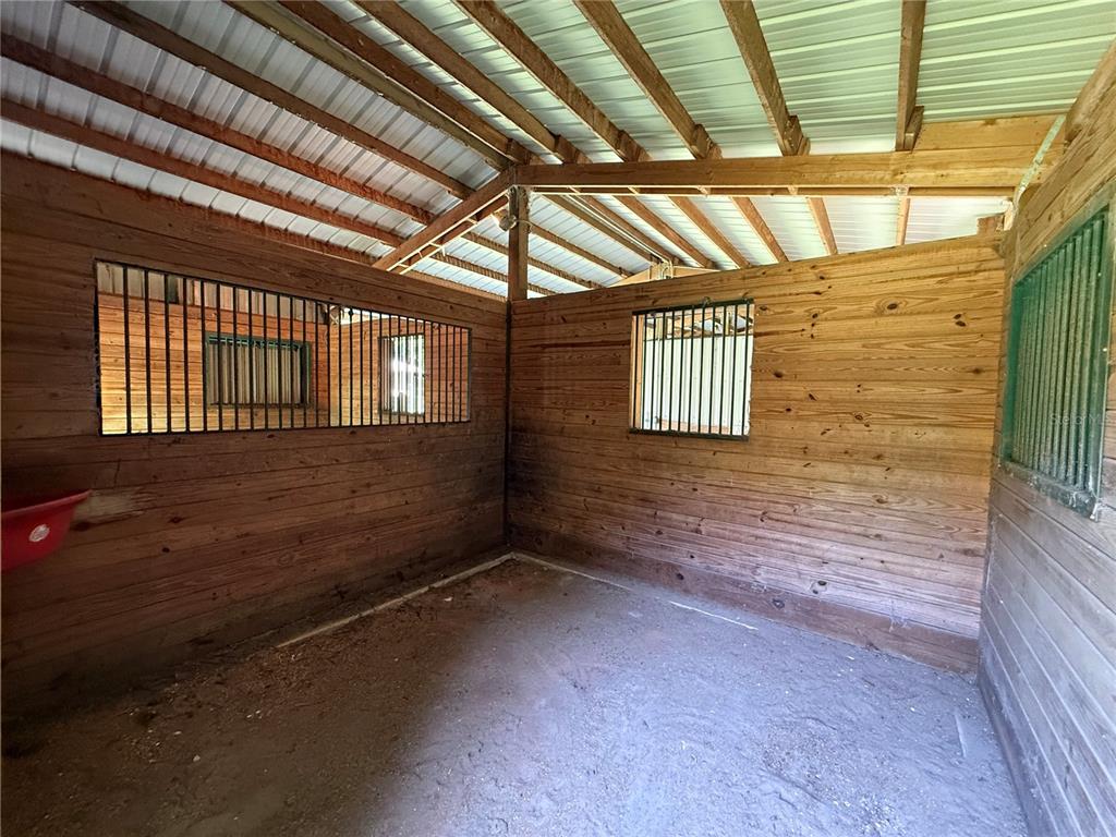 19260 Northwest 88th Avenue Road Reddick, FL 32686 - Photo 26 of 41 a view of an empty room