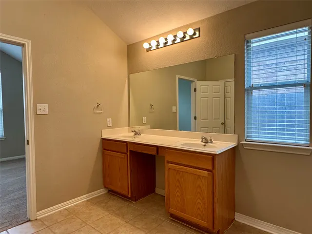 $2,195 | 13509 Shawna Dnay Drive, Austin, TX 78727